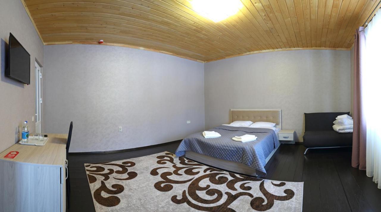 Lastivka Hotel Yablunytsya
